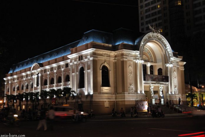 Things to do in Ho Chi Minh city, Sai Gon opera house