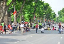 Hanoi walking streets around Hoan Kiem lakes