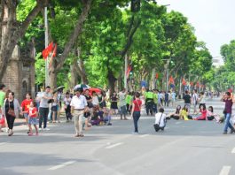 Hanoi walking streets around Hoan Kiem lakes