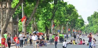 Hanoi walking streets around Hoan Kiem lakes