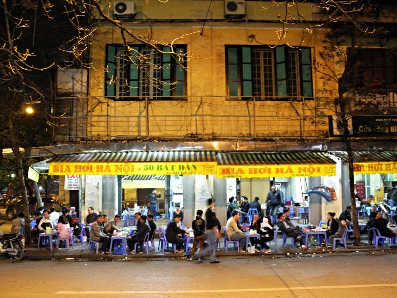 Bia Hoi Hanoi, Hanoi draught beer, things to do in Hanoi, What to see in Hanoi