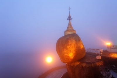 Golden Rock - Kyaikiyo