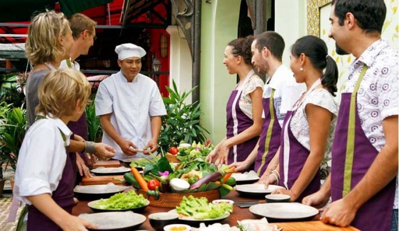 Family cooking class