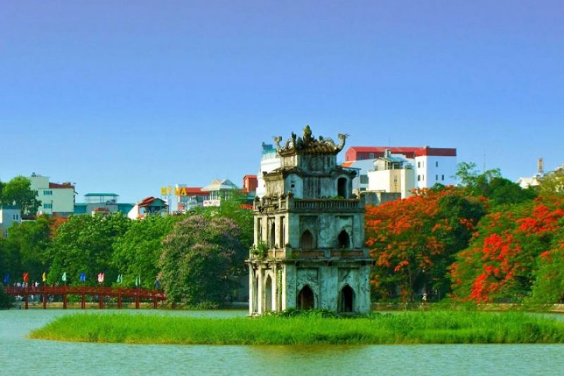 Hoan Kiem Lake - Asia Unique Travel